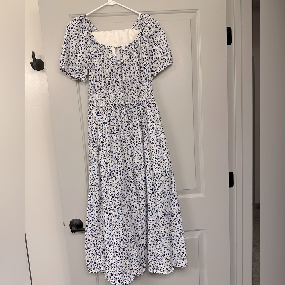 Uniqlo Volume Sleeve Dress | Printed - Picture 5 of 5